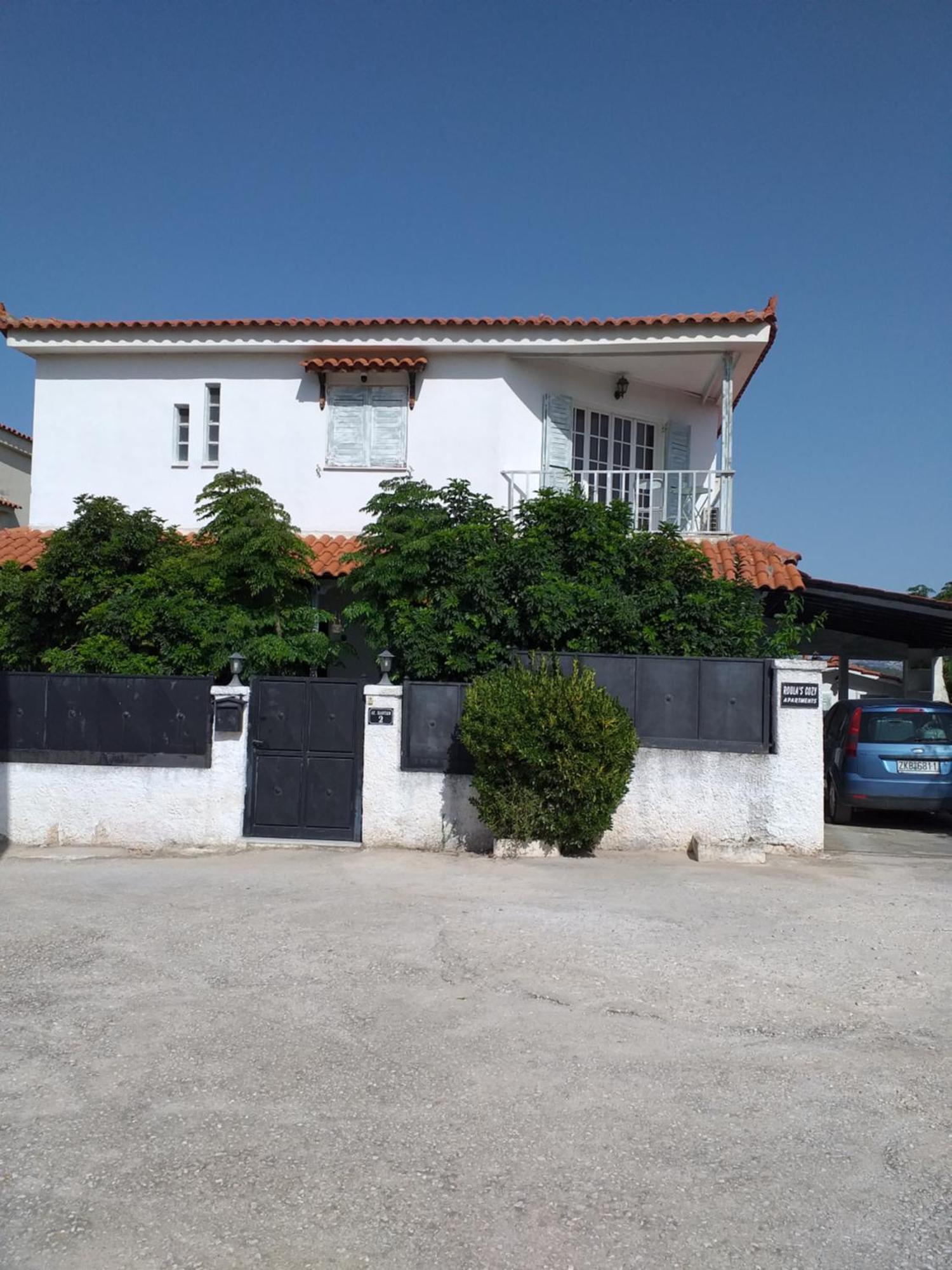 Roulas Cozy Apartments Ártemida Kültér fotó