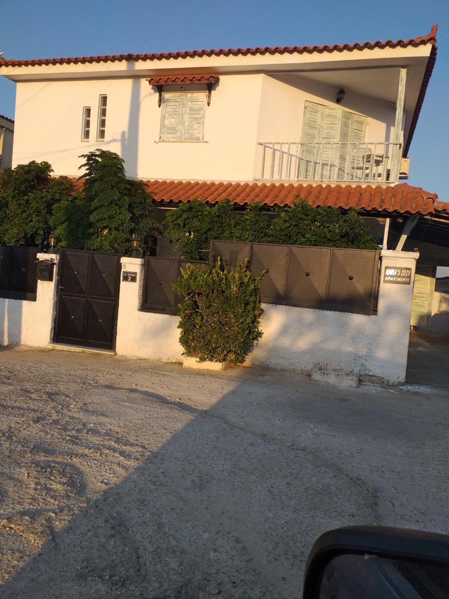 Roulas Cozy Apartments Ártemida Szoba fotó