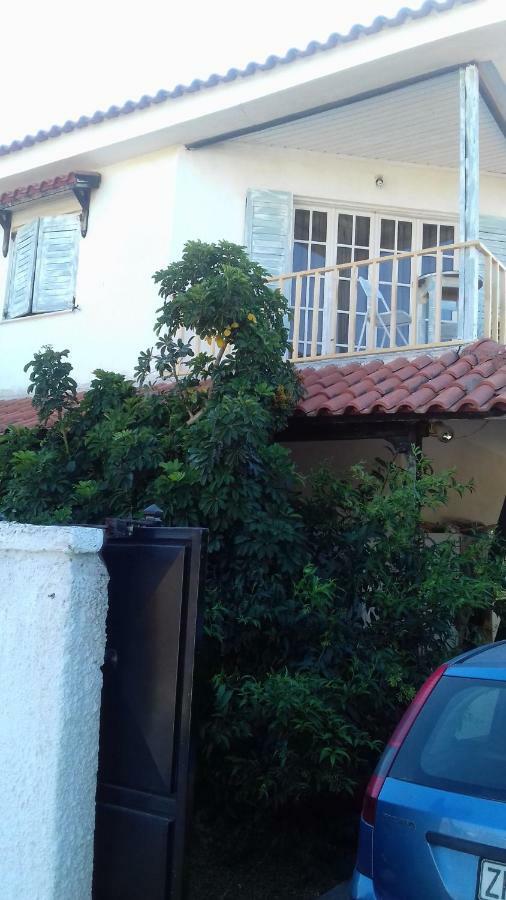 Roulas Cozy Apartments Ártemida Kültér fotó